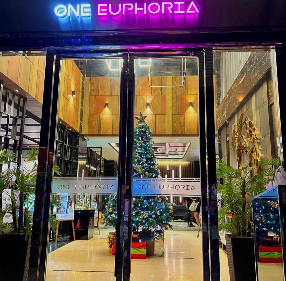 آنغلوس One Euphoria Prime Suite Hotel المظهر الخارجي الصورة