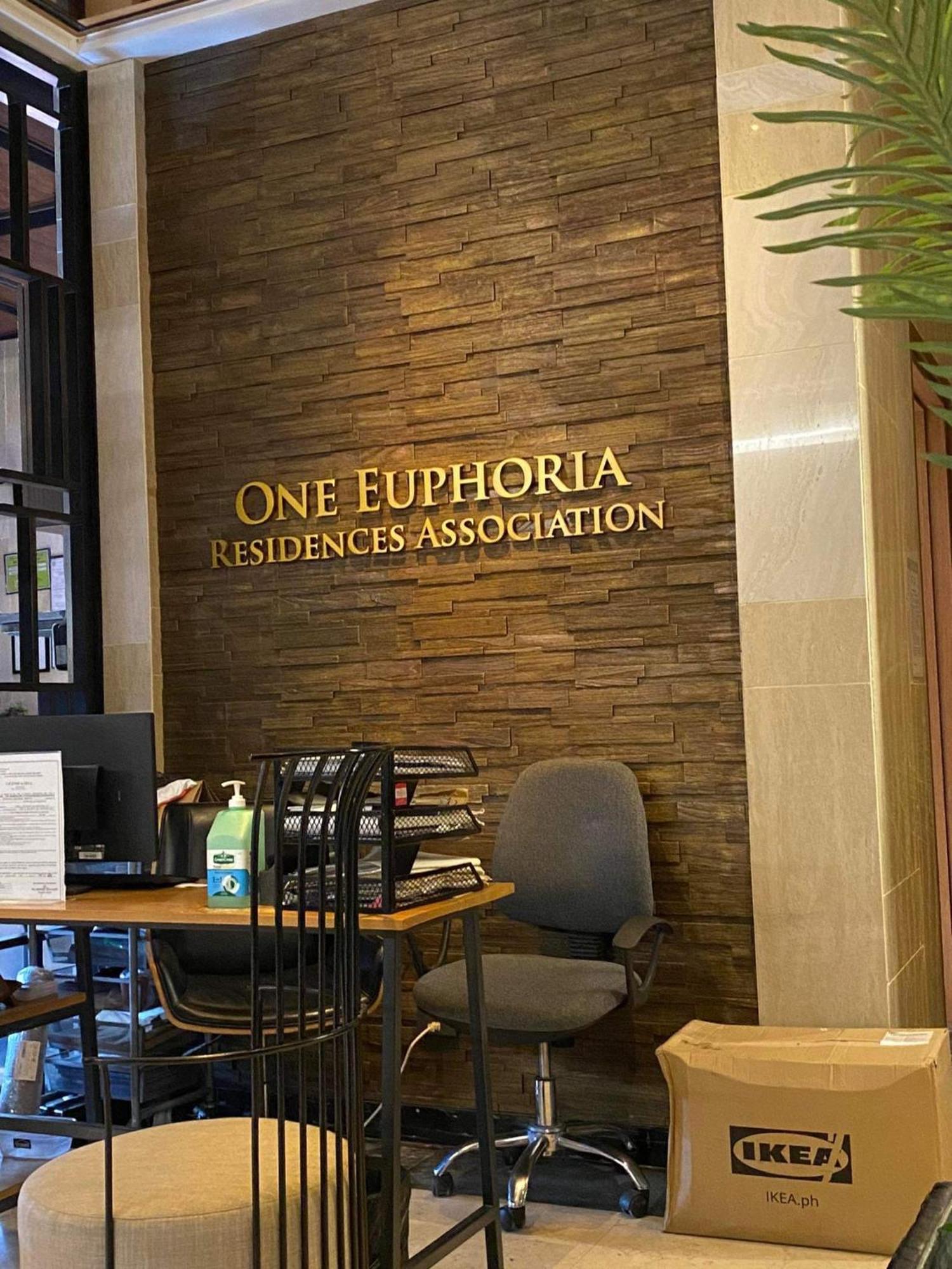 آنغلوس One Euphoria Prime Suite Hotel المظهر الخارجي الصورة