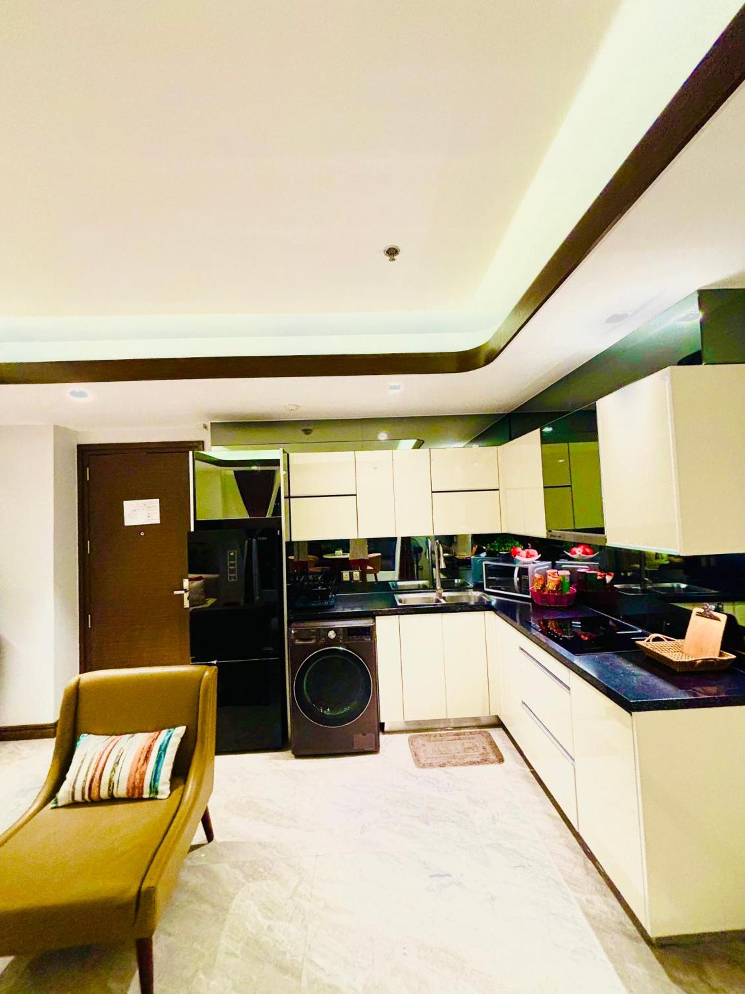 آنغلوس One Euphoria Prime Suite Hotel المظهر الخارجي الصورة