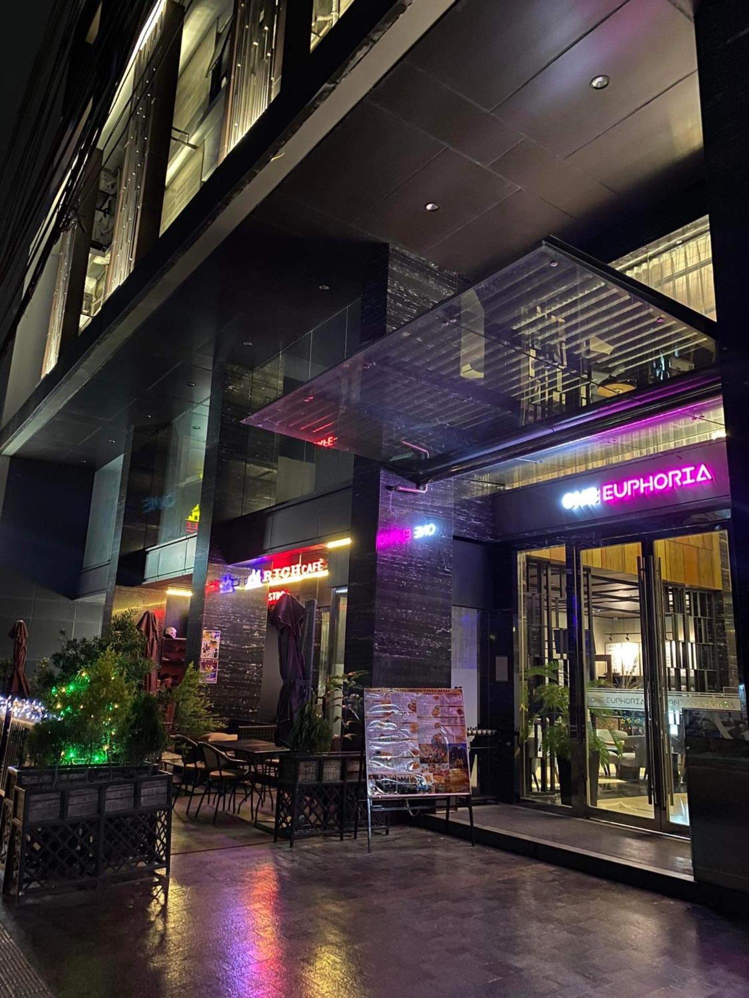 آنغلوس One Euphoria Prime Suite Hotel المظهر الخارجي الصورة