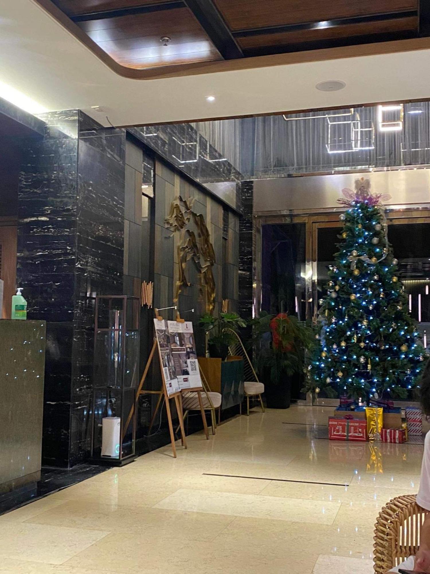 آنغلوس One Euphoria Prime Suite Hotel المظهر الخارجي الصورة